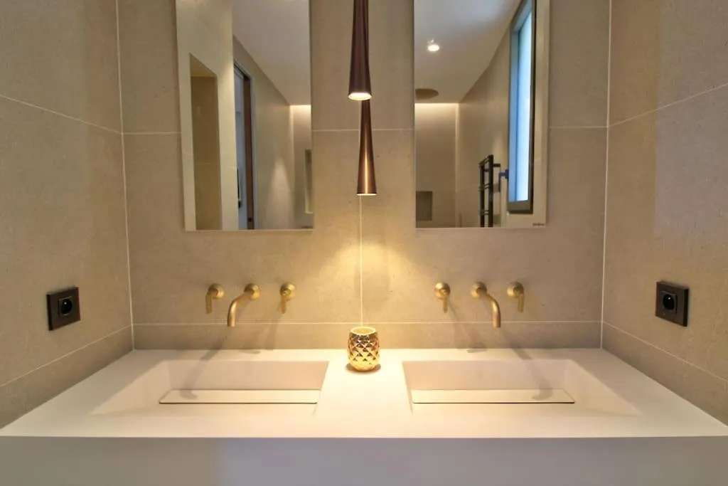 Apartament Blue Diamond - 8 Personnes - 5* Les Issambres
